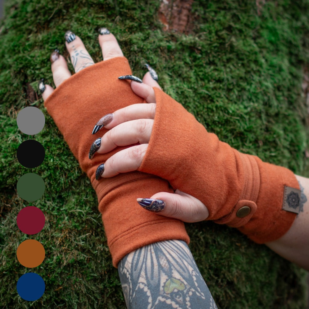 Fleecy Fingerless Gloves