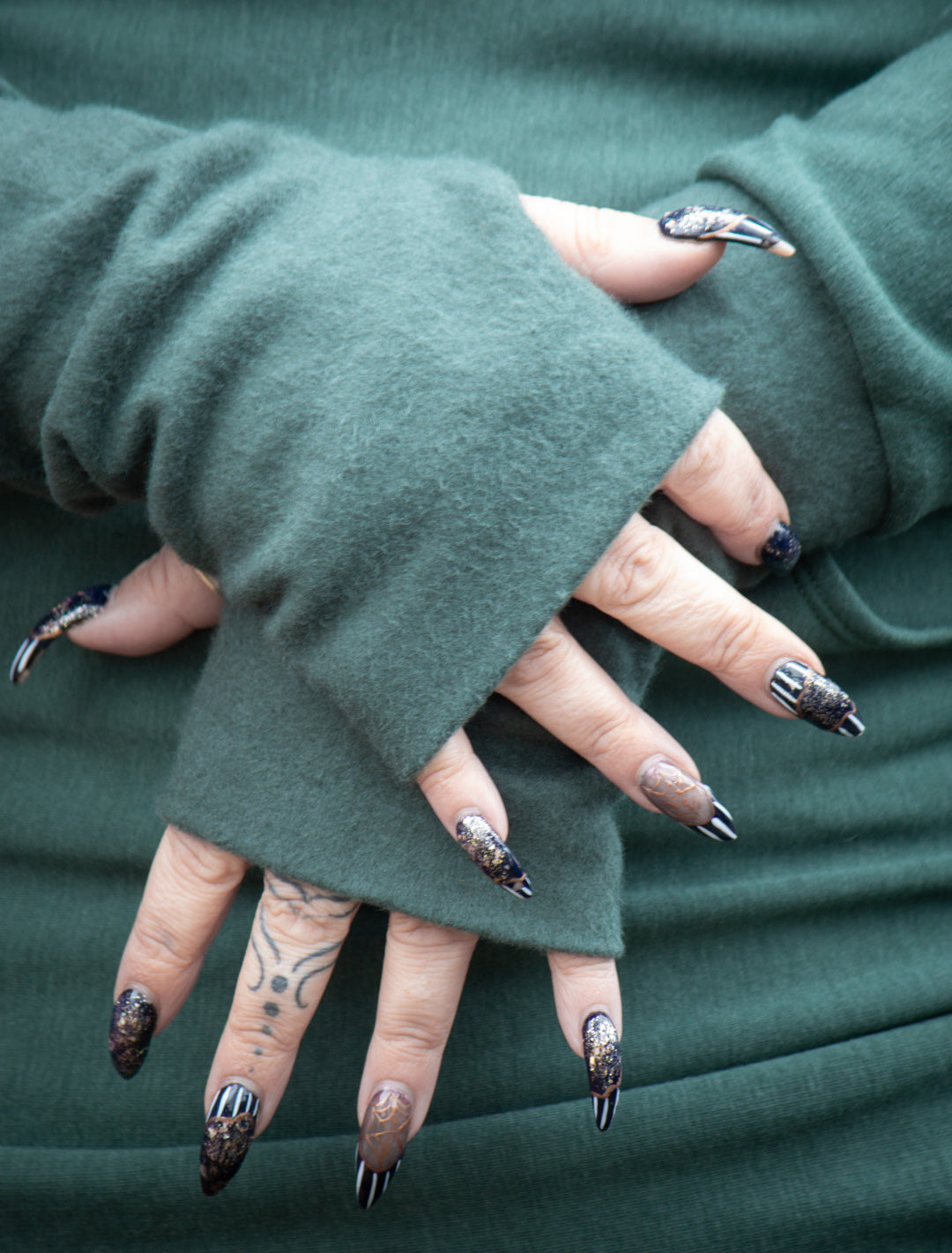 Goddess Sweater - Pine Green